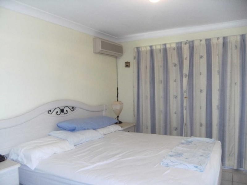 54 Clubhouse Drive, Arundel QLD 4214