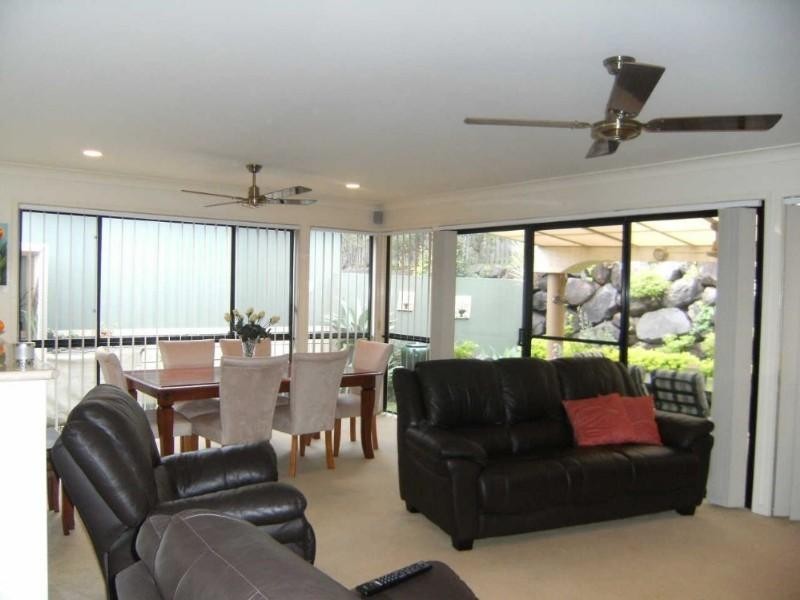 6 Melastoma Way, Arundel QLD 4214