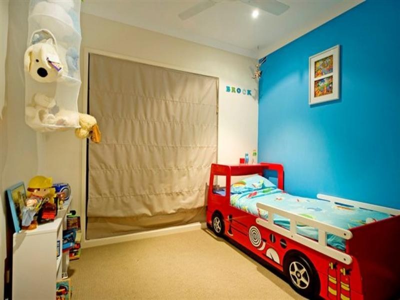 37 Angourie Crescent, Pacific Pines QLD 4211