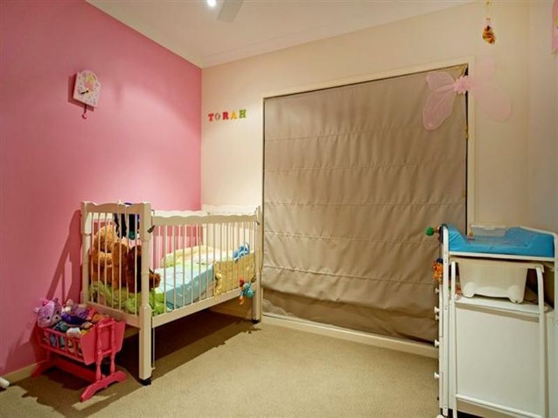 37 Angourie Crescent, Pacific Pines QLD 4211