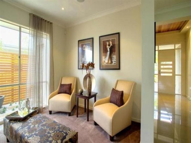 27 Rhodium Crescent, Hope Island QLD 4212