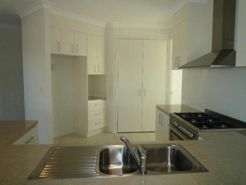 7 Drafters Crescent, Upper Coomera QLD 4209