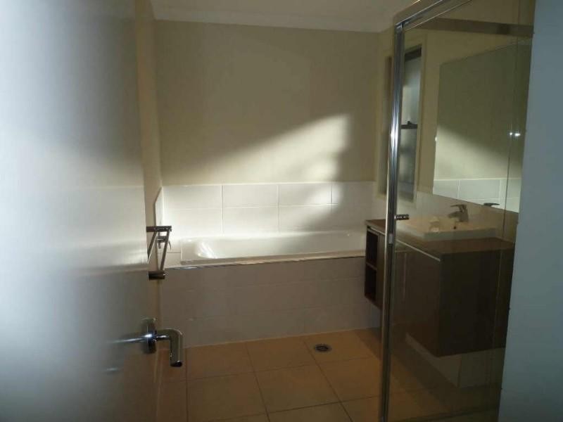 16 Torrington Street, Upper Coomera QLD 4209