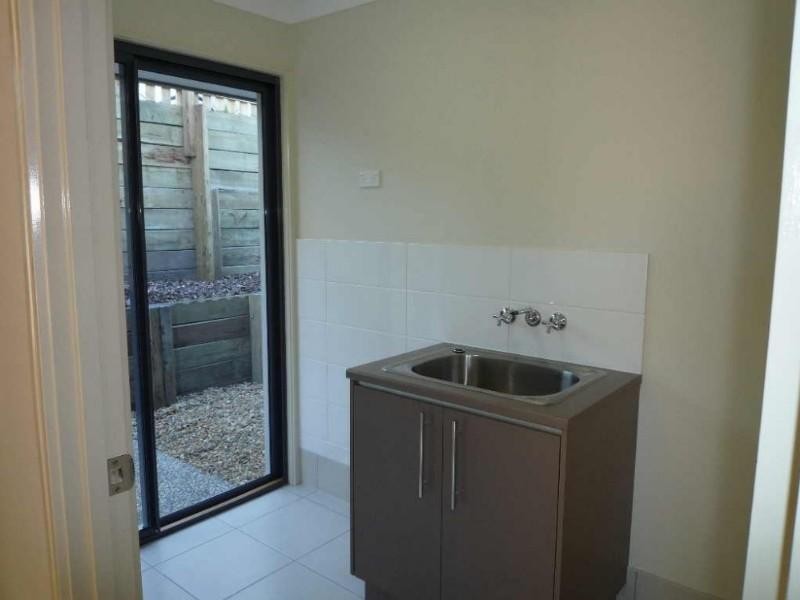 16 Torrington Street, Upper Coomera QLD 4209