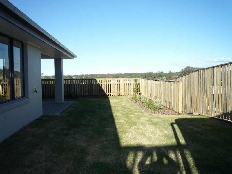 16 Torrington Street, Upper Coomera QLD 4209