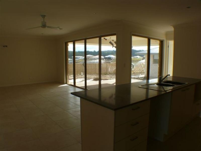 13 Farraday Crescent, Pacific Pines QLD 4211