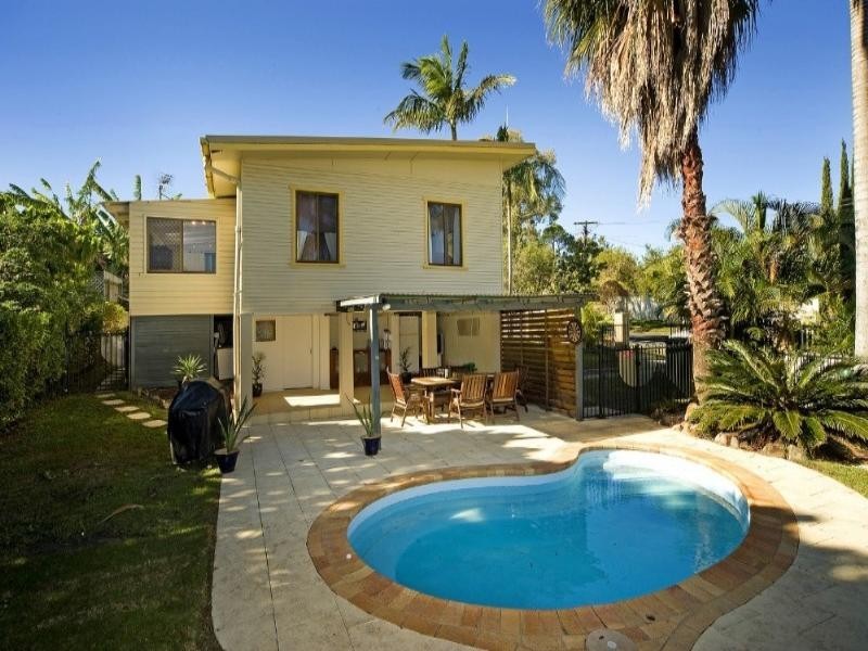 19 Allden Avenue, Labrador QLD 4215