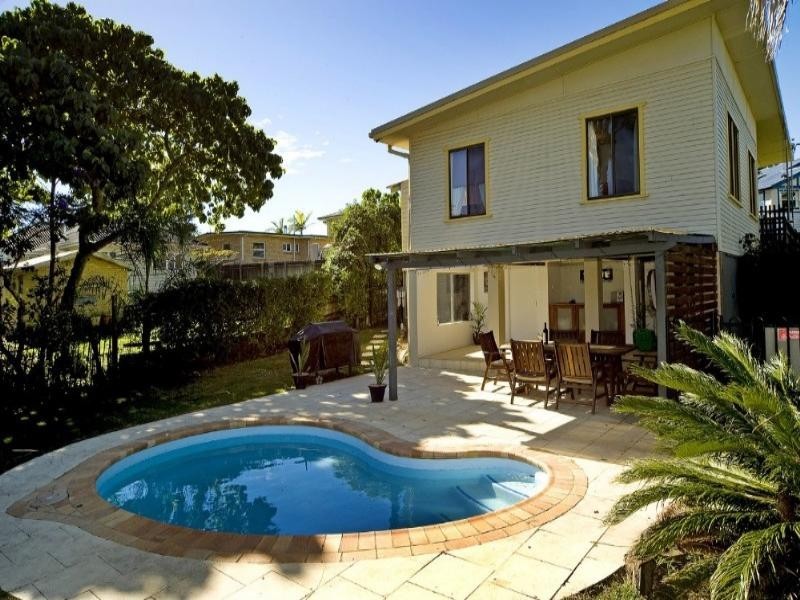 19 Allden Avenue, Labrador QLD 4215