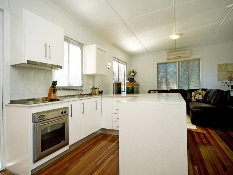 19 Allden Avenue, Labrador QLD 4215