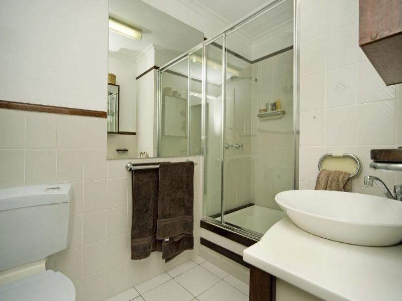 19 Allden Avenue, Labrador QLD 4215