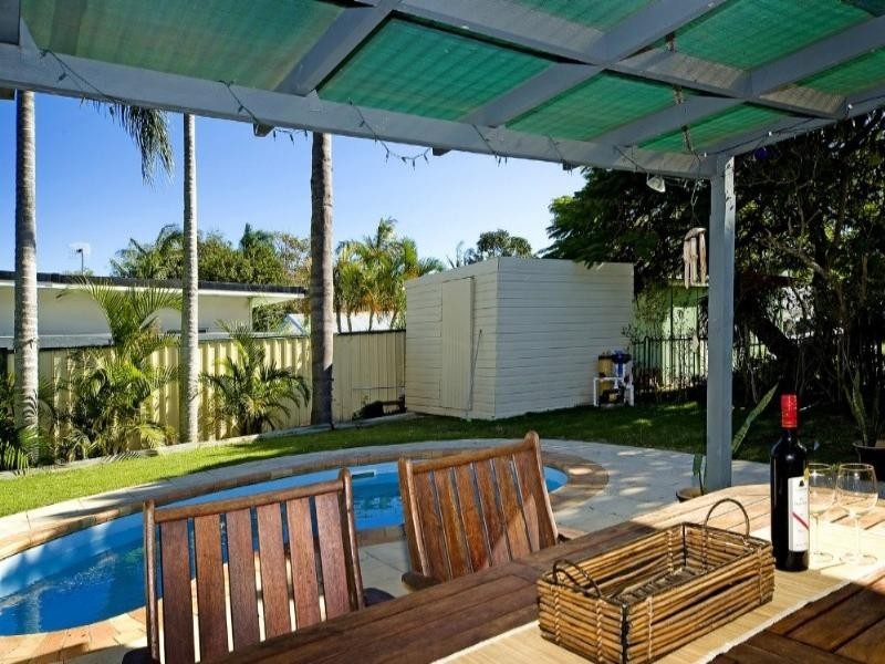 19 Allden Avenue, Labrador QLD 4215