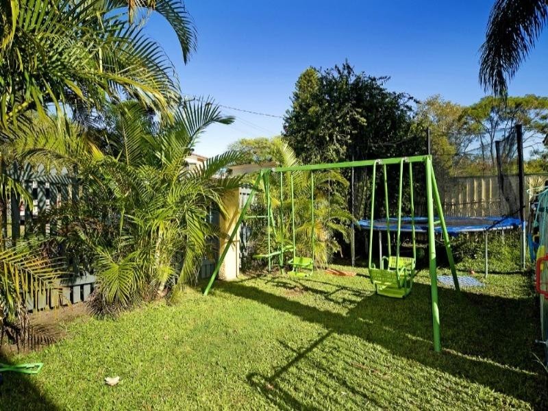 19 Allden Avenue, Labrador QLD 4215
