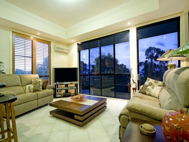 74 Armstrong Way, Highland Park QLD 4211