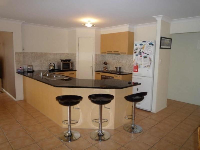 3 Hawker Street, Pacific Pines QLD 4211