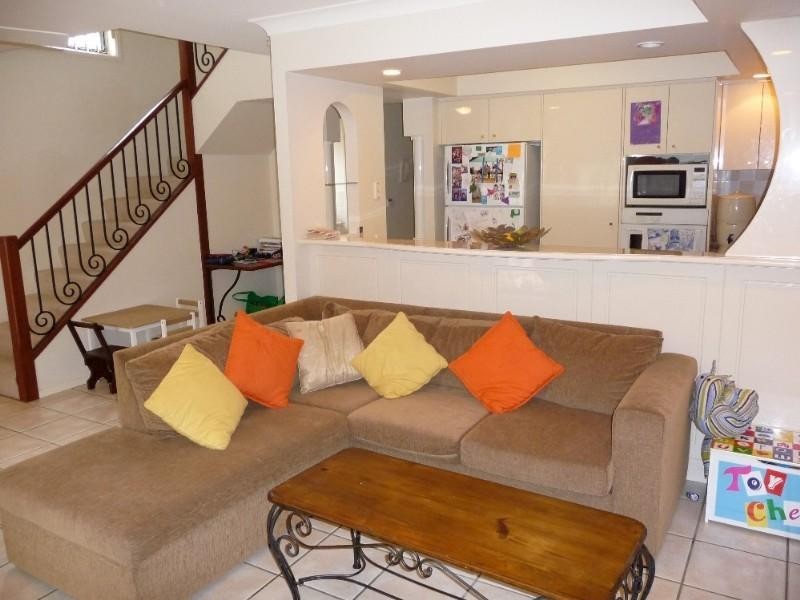 97/60 Caseys Road, Hope Island QLD 4212