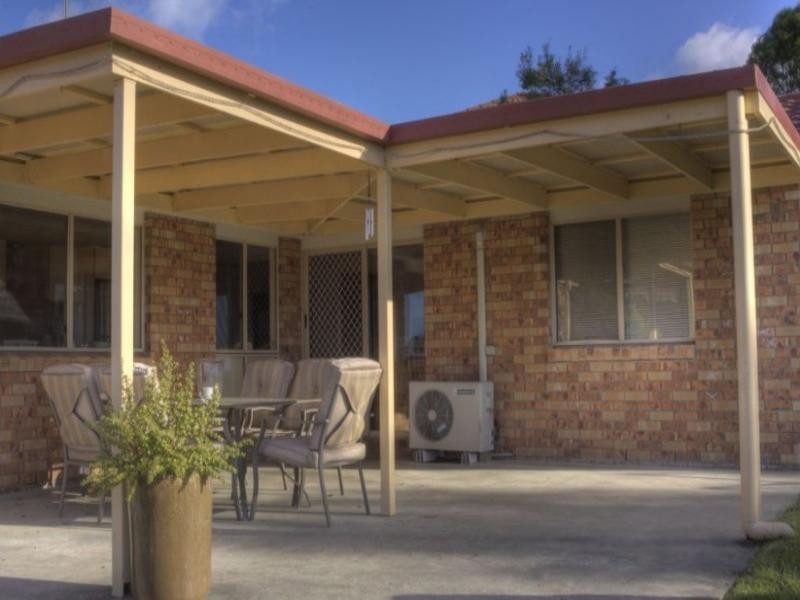 231 Universal Street, Oxenford QLD 4210