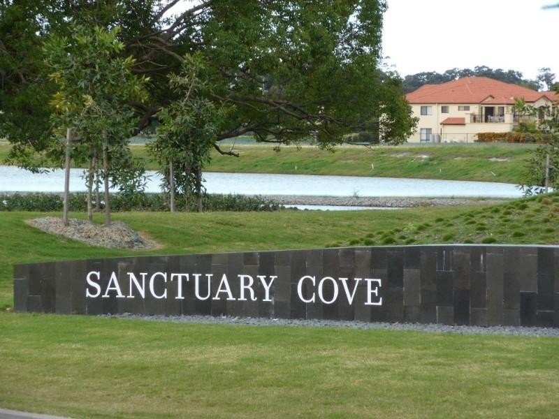 3016 Hillside Walk, Sanctuary Cove QLD 4212