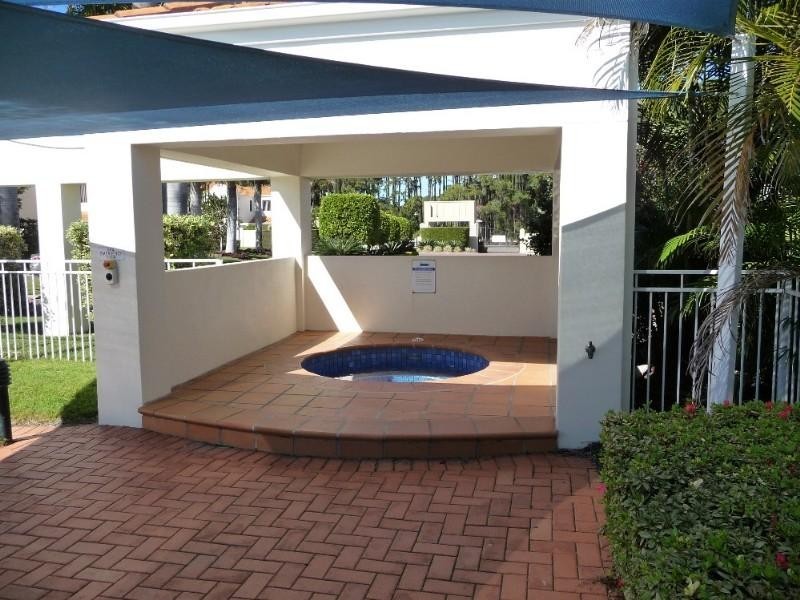 5/60 Caseys Road, Hope Island QLD 4212