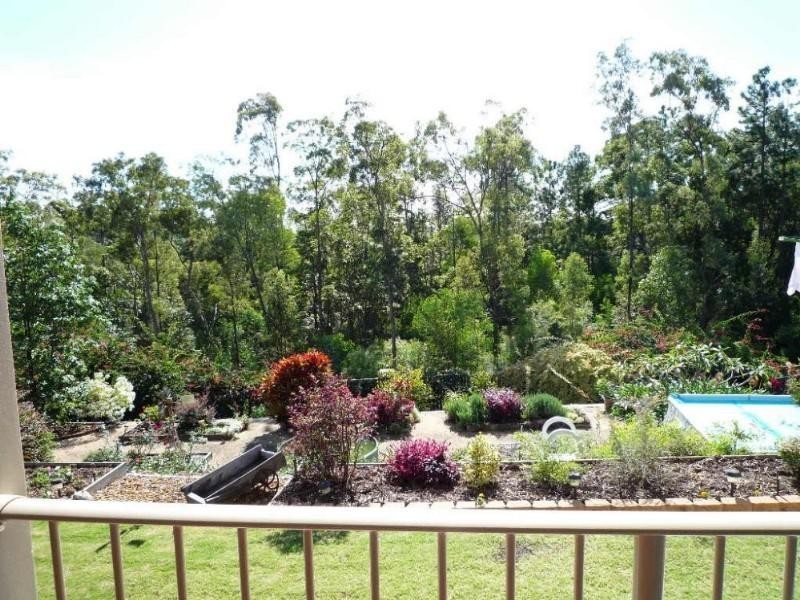 11 Huxley Court, Pacific Pines QLD 4211