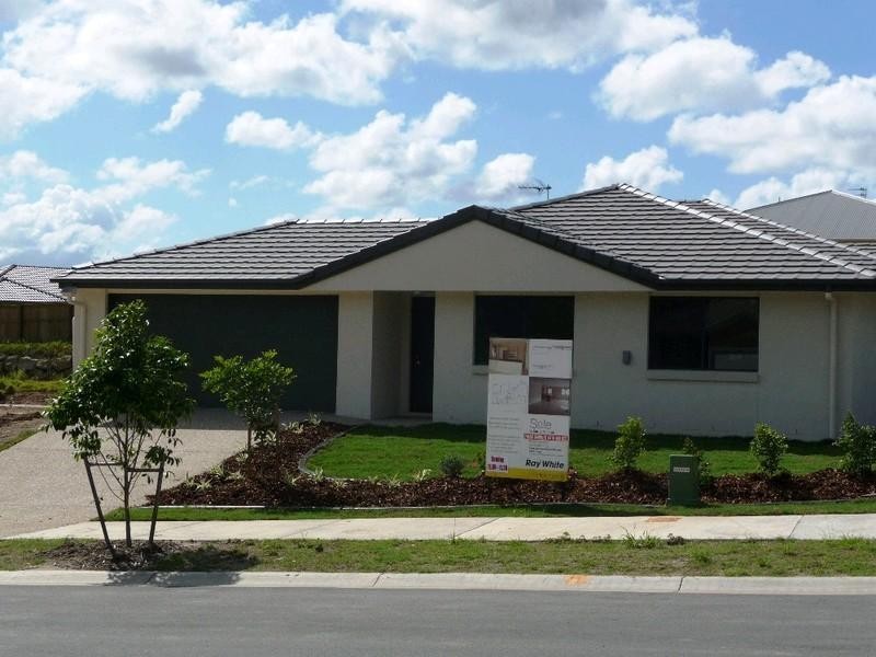 1/55 Wunburra Circuit, Pacific Pines QLD 4211