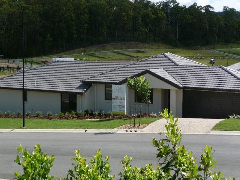 2/55 Wunburra Circuit, Pacific Pines QLD 4211