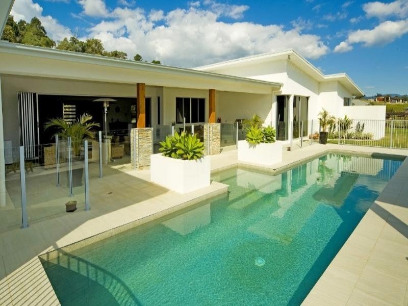 10 Meadow Court, Maudsland QLD 4210