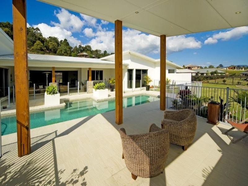 10 Meadow Court, Maudsland QLD 4210