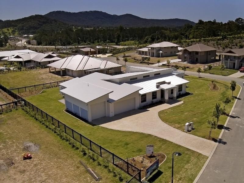 10 Meadow Court, Maudsland QLD 4210