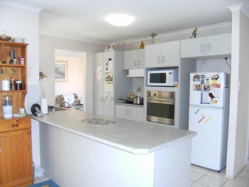 13 Range Court, Arundel QLD 4214