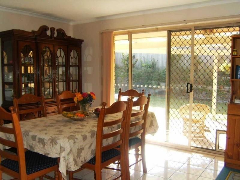 13 Range Court, Arundel QLD 4214