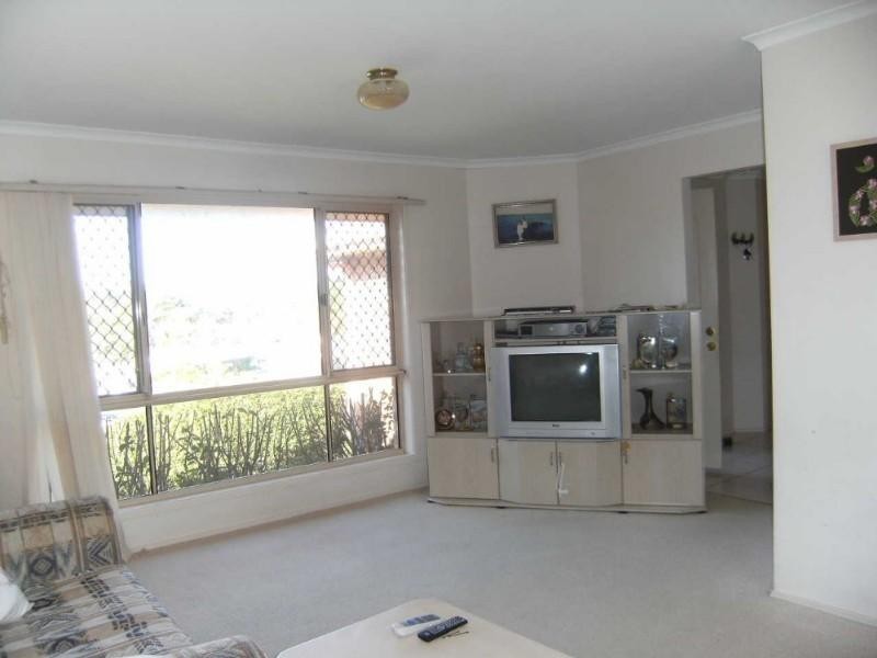 13 Range Court, Arundel QLD 4214