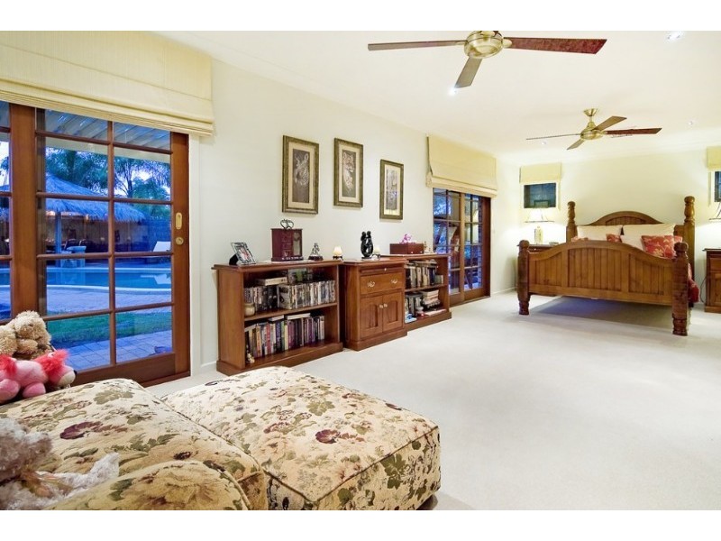 45 Rivertree Avenue, Helensvale QLD 4212