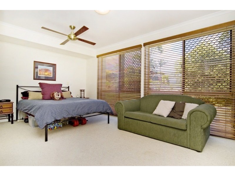 45 Rivertree Avenue, Helensvale QLD 4212