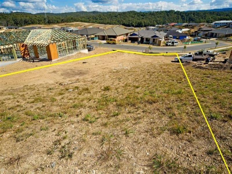 48 Hawkesbury Avenue, Pacific Pines QLD 4211