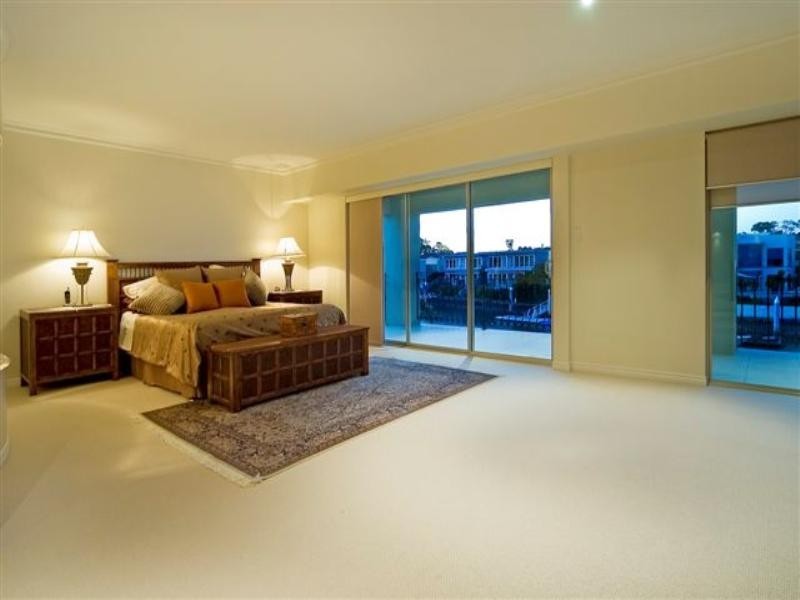 8063 Riverside Drive, Hope Island QLD 4212