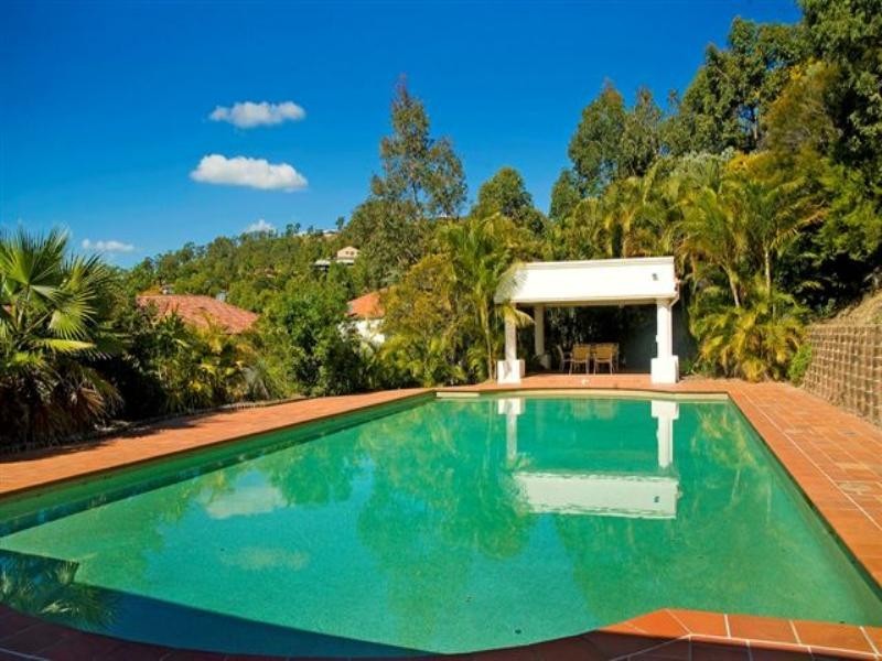 34/2 Studio Drive, Pacific Pines QLD 4211