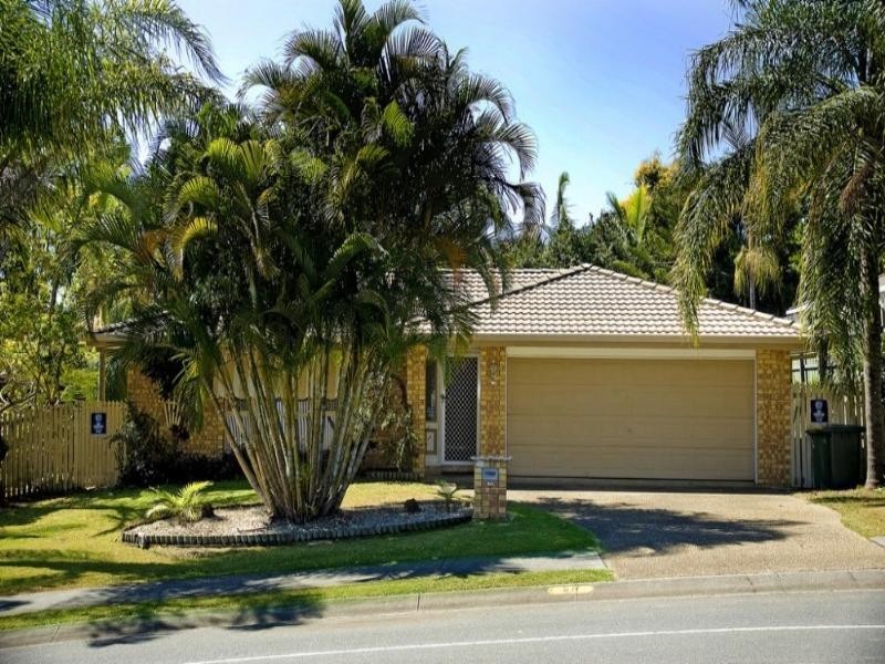 80 Lindfield Road, Helensvale QLD 4212