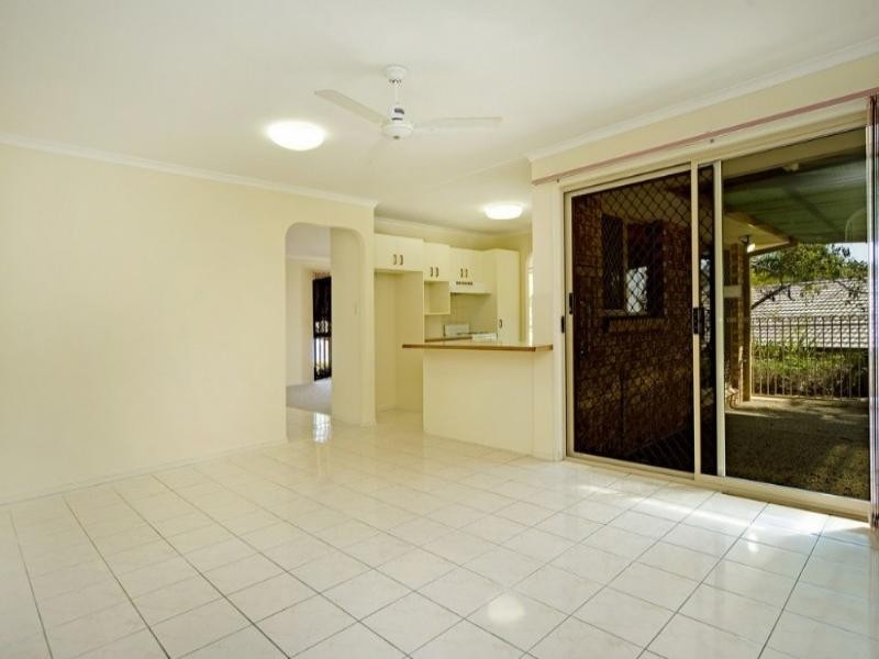 80 Lindfield Road, Helensvale QLD 4212