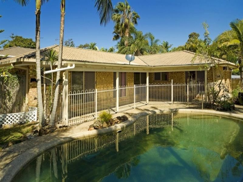 80 Lindfield Road, Helensvale QLD 4212