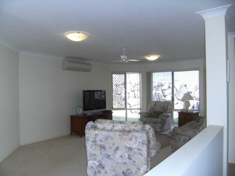 20 Silkwood Way, Molendinar QLD 4214