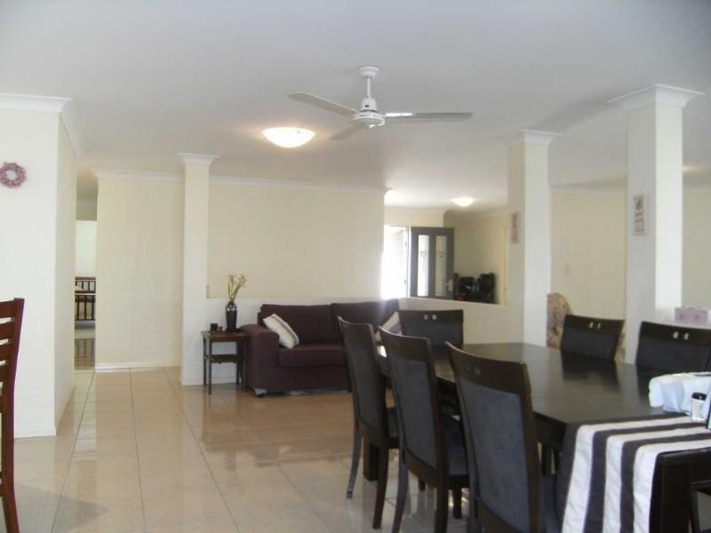 20 Silkwood Way, Molendinar QLD 4214