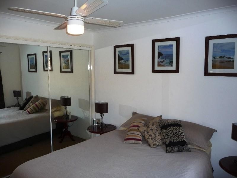 2/76 River Oak Drive, Helensvale QLD 4212