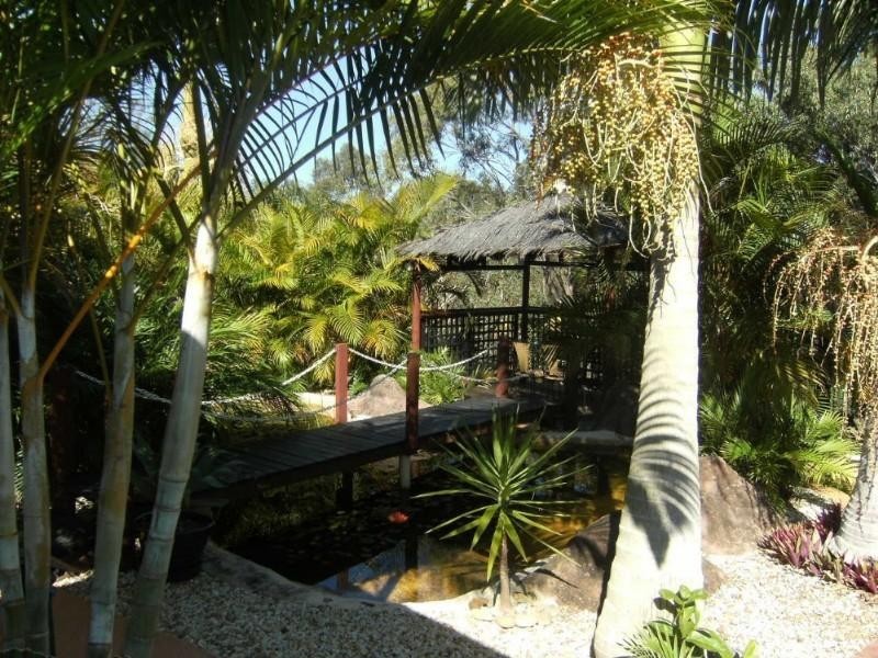 13 Armidale Crescent, Helensvale QLD 4212