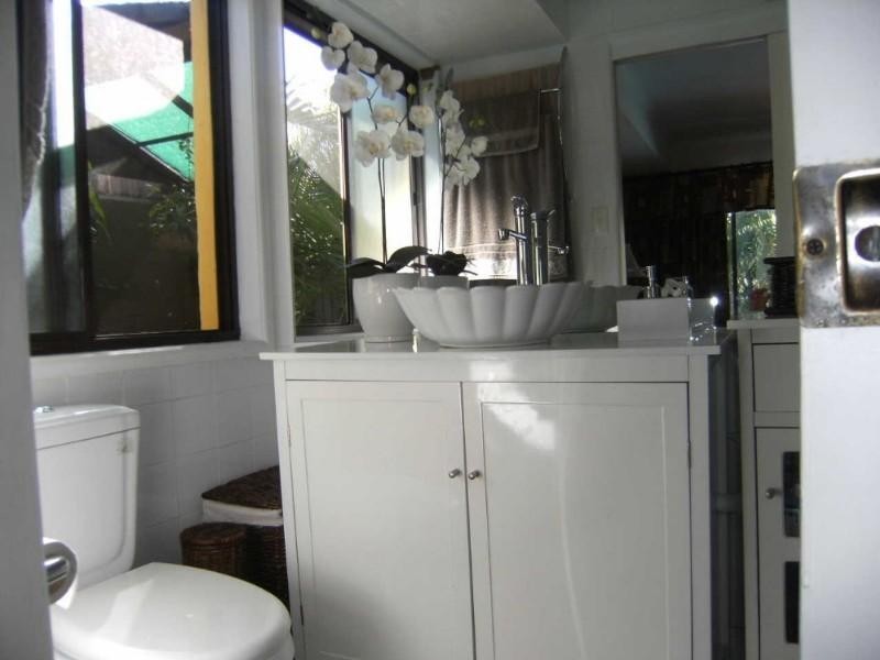 13 Armidale Crescent, Helensvale QLD 4212