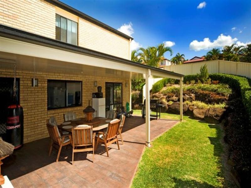 2 Poeppel Place, Helensvale QLD 4212