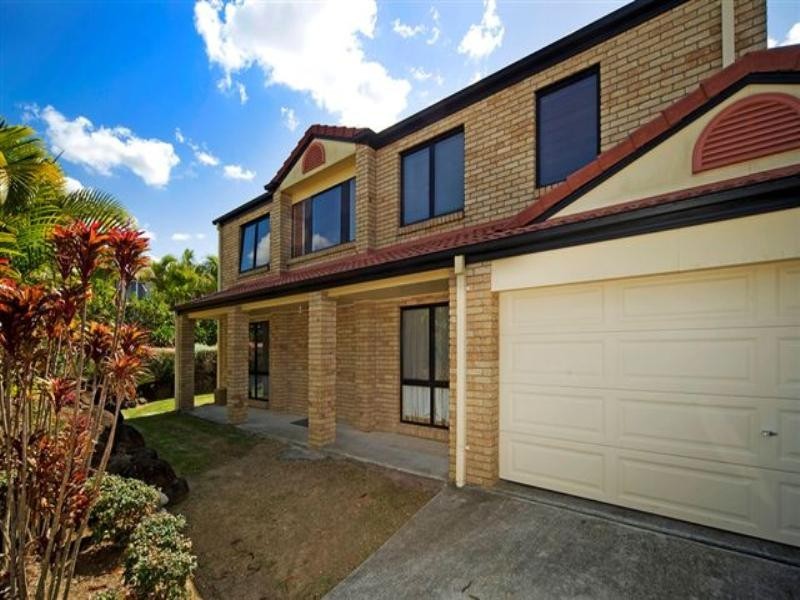 2 Poeppel Place, Helensvale QLD 4212