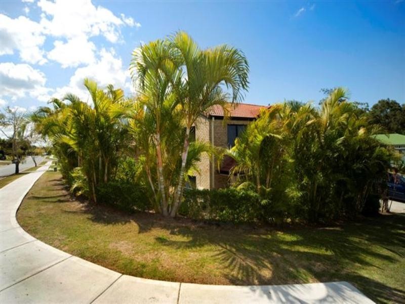 2 Poeppel Place, Helensvale QLD 4212