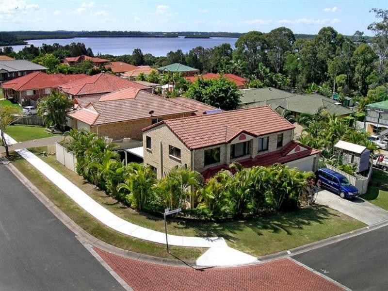 2 Poeppel Place, Helensvale QLD 4212