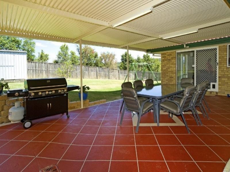 33 Maui Crescent, Oxenford QLD 4210