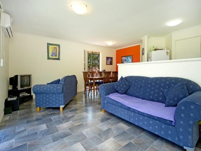 33 Maui Crescent, Oxenford QLD 4210